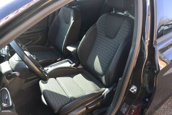 PRODÁM Opel Astra 1.6CDTi ST Cosmo - 10