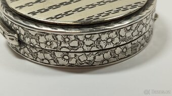 Velmi stará a zachovalá stříbrná art-deco krabička - 10