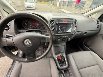 Prodam cerny VW golf plus 1,6 - 10