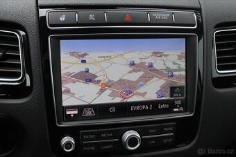 Volkswagen Touareg 3.0 TDI R LINE 4MOTION ČR (2018) - 10
