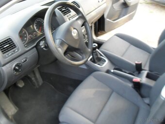 Volkswagen  Golf 1.4í - 10