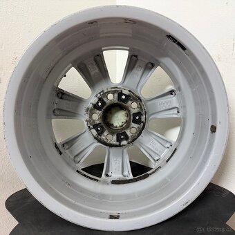 BMW 3 er E90 / E91 5x120 R17 ET34 8.0Jx17 72,6mm - 10