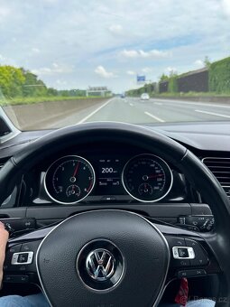 Volkswagen Golf 2015 2.0TDI (Německo) - 10