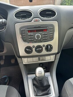 Ford Focus 1.4i 16v | 2010 | 148 tis. km - Prostějov - 10