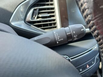 Peugeot 308 1.6i , 88 kW nafta, 2015 - 10