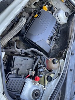 Renault kangoo 1.2i 5míst, na náhradní díly - 10