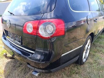 VW Passat B6 stříbrná a černá 3.2 V6 184kw náhradní díly - 10