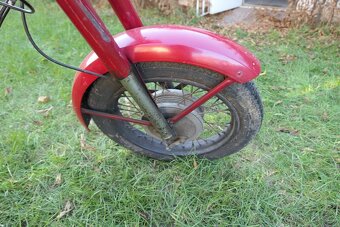 Jawa 250/592 - 10