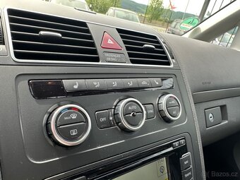 Volkswagen Touran 1.4TSi DSG,NAVI, GARANCE KM - 10