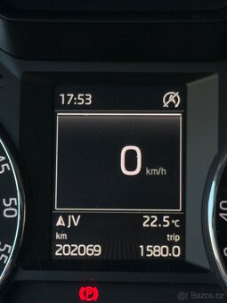 Škoda Octavia III 2.0 TDI DSG - 10
