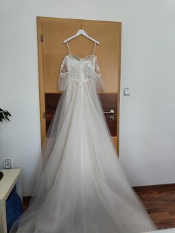 Elegantní svatební šaty - 10