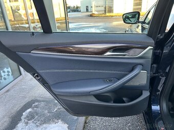 Prodám BMW 540i xDrive Luxury Line - 10