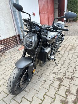 Honda cb 1000 r - 10