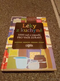 prodám tyto kuchařky - 10