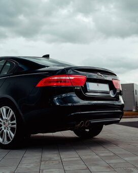 Jaguar XE R-sport AWD 4x4 Navi 2.0D 132kw - 10