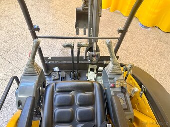 PÁSOVÝ MINIBAGR GORILA G26SE I PRO, KUBOTA, DÁREK - 10