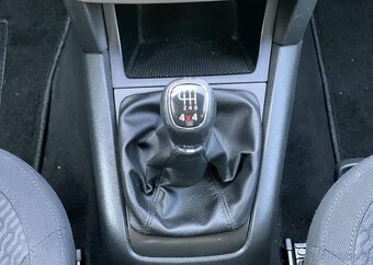 Škoda Yeti Elegance 2.0TDi 81kw 4x4 KLIMA manuál 81 kw - 10