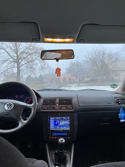 Volkswagen golf 4 1.6 74KW 1999 - 10