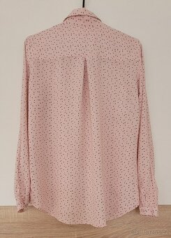 BALÍK OBLEČENÍ VELIKOST M - 10