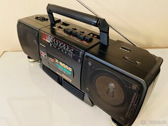 Radiomagnetofon Sharp WQ-T238H, rok 1989 - 10