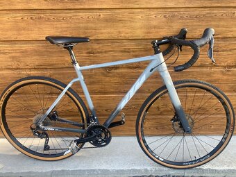 Gravel kolo KTM - rám M - 10