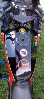 Kawasaki gpz 750 R TOP GUN - 10