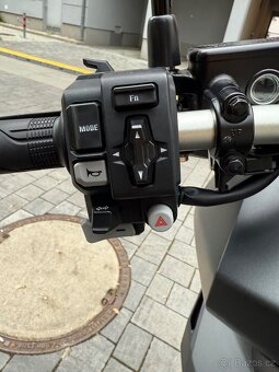 Prodám Hondu X-ADV 750 DCT (2024) – TOP stav-odpočet DPH - 10