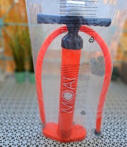 NOVÁ univerzální pumpa MOAI Double Action pro paddleboard - 10