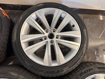 original alu kola vw sharan r18 letní 7N0601025F - 10