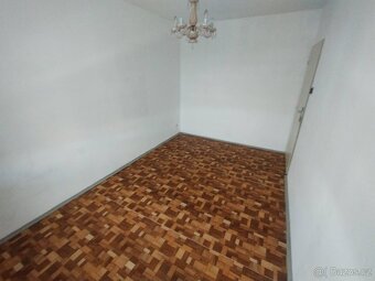 Byt 3+1/L+garáž+sklep, celk. 95 m2+pozem., Kamenice u Prahy - 10