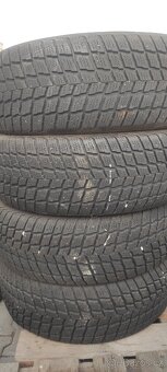 Pneu 265/65 R 17 - 10