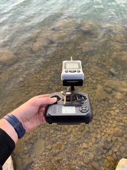 ECHOLOT (SONAR) Bezdrátový nahazovací Lucky - dosah 150m - 10