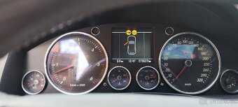 Prodám vw Touareg 5.0 V 10 TDI rv.7/2005 Čtěte - 10