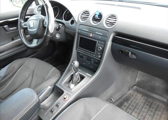 Seat Exeo 2,0 TDI 105 kW SERVISKA nafta - 10