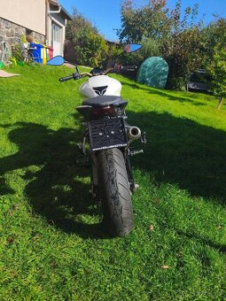 Benelli 752S(2020) TOP stav, mnoho doplňků - 10