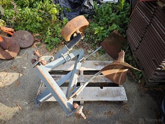 Malotraktor Kubota B1600 - 10