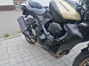 Kawasaki ZR 750N - 10