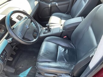 Volvo XC90 D5 1.maj. koupeno v ČR (Svencar), manual - 10