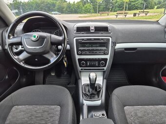 ŠKODA OCTAVIA II. 1.9TDI 4x4 servisní knížka pěkný stav. - 10