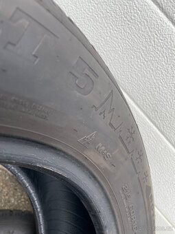 Dunlop Sp Sport 5 215/60 R16 95H 2Ks zimní pneumatiky - 10