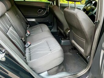 ŠKODA FABIA COMBI R.2013 1.2 TSI 63KW - 10