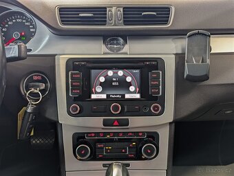 Volkswagen Passat VARIANT 2.0TDi DSG HIGHLINE, PDC, TEMPOMAT - 10