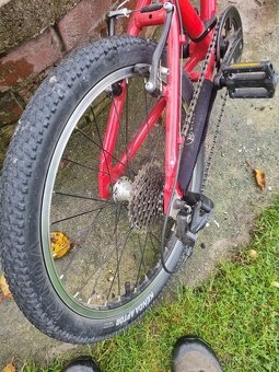 KUBIKES - dětské kolo 20L MTB červená - 10