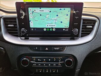 Kia Ceed JEN 43.000 km KAMERA VYHŘÍ VOLNAT SEDADLA - 10