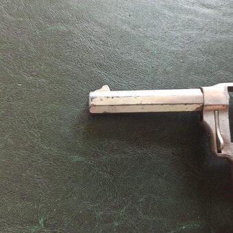 Revolver Hopkins Allen XL5 ráže 38SW DA s vytahovačem - 10