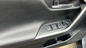 Toyota RAV 4 2.5 hybrid - 10