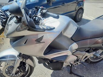 Honda Deauville 700, 2008, výborný stav - 10