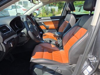 Volkswagen Golf, 2,0TDi AUTOMAT EXCLUSIVE rok 2010 - 10