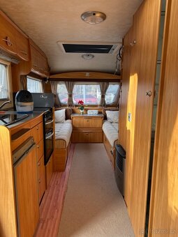 Plně soběstačný karavan FLEETWOOD SONATA MELODY - 10