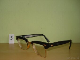 Staré brýle - 10